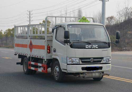 東風(fēng)氣瓶運(yùn)輸車(chē)